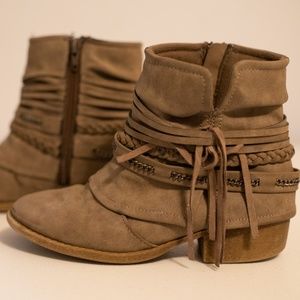 Jellypop Girls Ankle Boots Size 2 side zipper